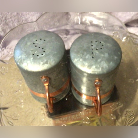 Galvanized/Copper Salt&Pepper - Picture 2 of 3